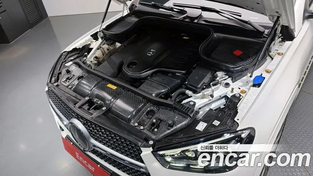 Mercedes-Benz GLE-Class — Фото автомобиля 6