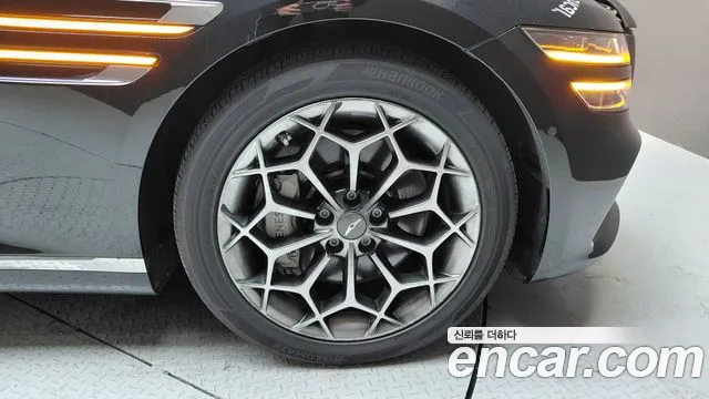 Genesis G80 Бензин 2.5 турбо AWD — Фото автомобиля 19