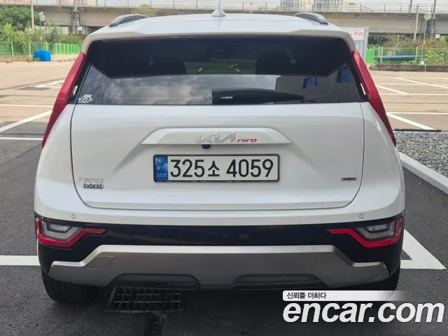 Kia Niro The All New — Фото автомобиля 4