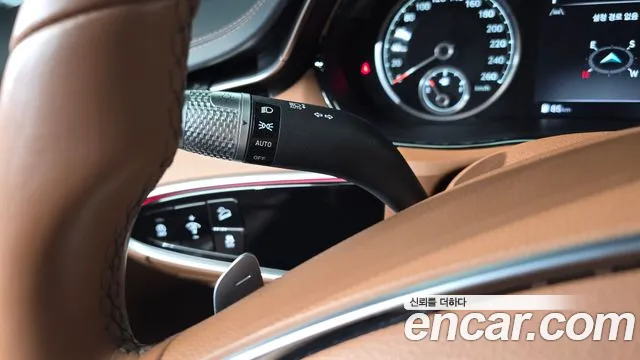 Genesis GV70 — Фото автомобиля 27