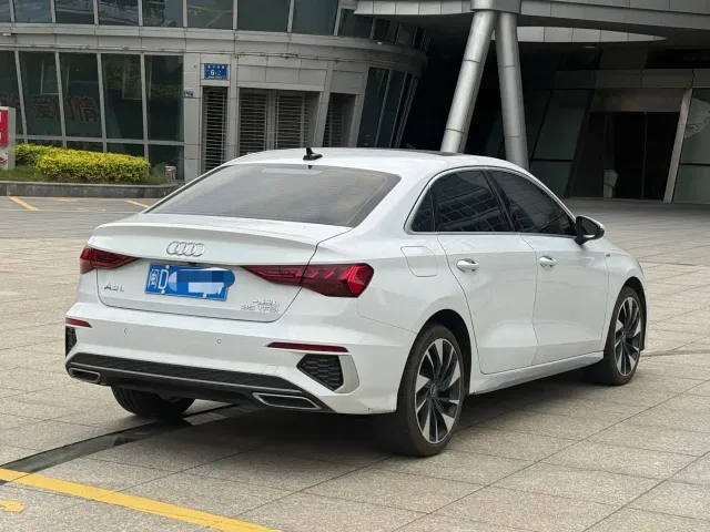 Audi A3 — Фото автомобиля 4