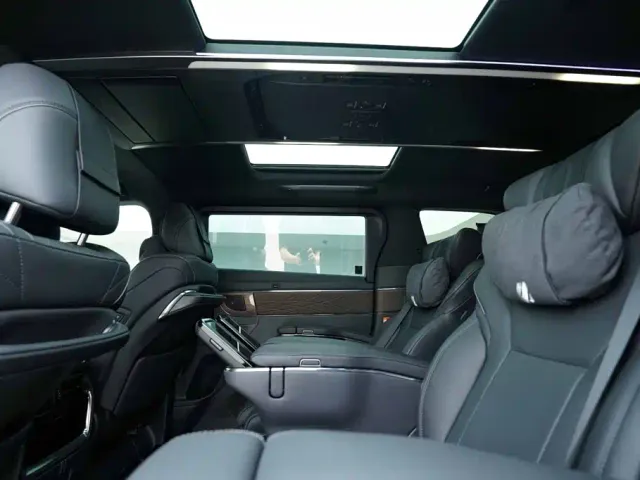 Toyota Alphard — Фото автомобиля 20