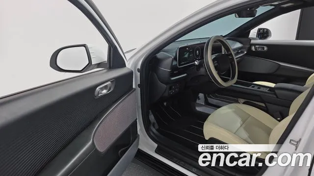 Hyundai Ioniq 6 — Фото автомобиля 10