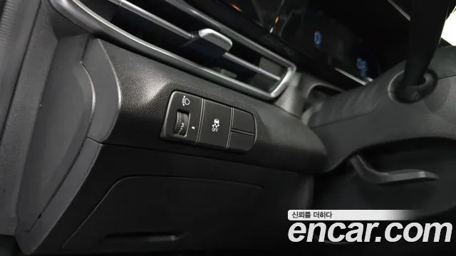 Hyundai Avante CN7 — Фото автомобиля 16