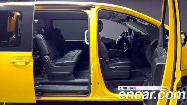 Hyundai Staria — Фото автомобиля 16