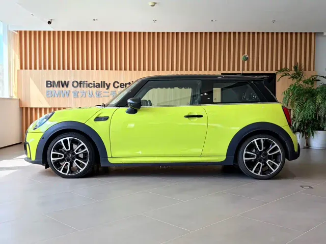 MINI Hatch — Фото автомобиля 3