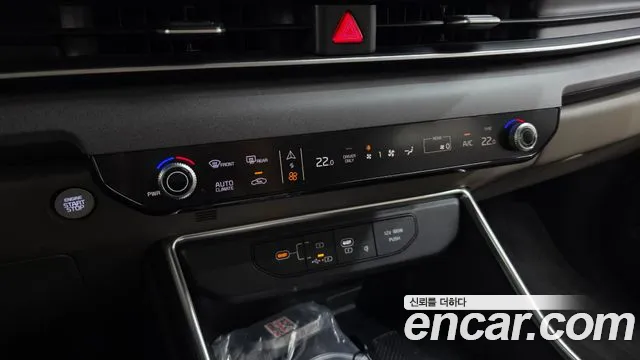 Kia Carnival 4th Gen — Фото автомобиля 24