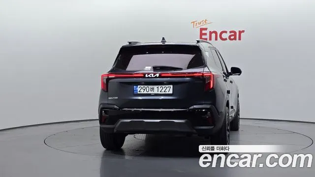 Kia Seltos New — Фото автомобиля 4