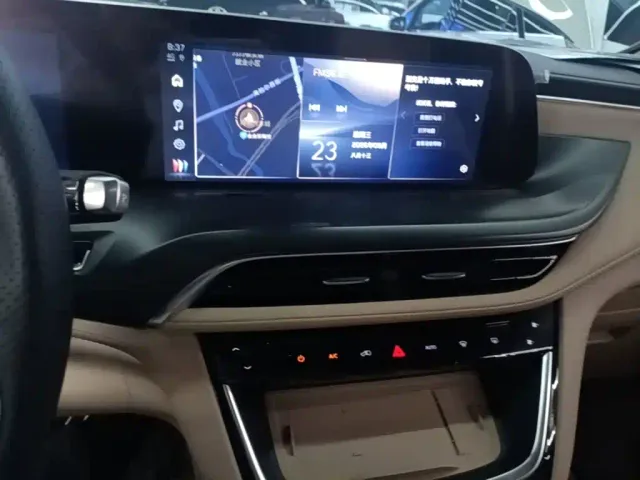 Buick Buick GL8 New Energy 2025 Land Honor Premium Edition 7-Seater — Фото автомобиля 12