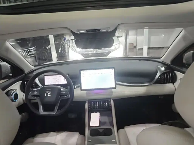 BYD Yuan PLUS — Фото автомобиля 9