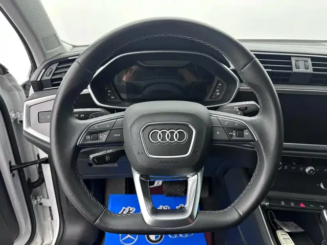 Audi Q3 — Фото автомобиля 16