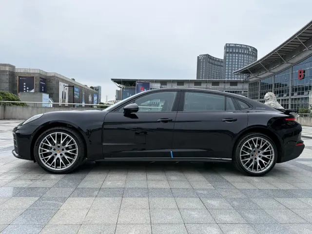 Porsche Panamera — Фото автомобиля 4