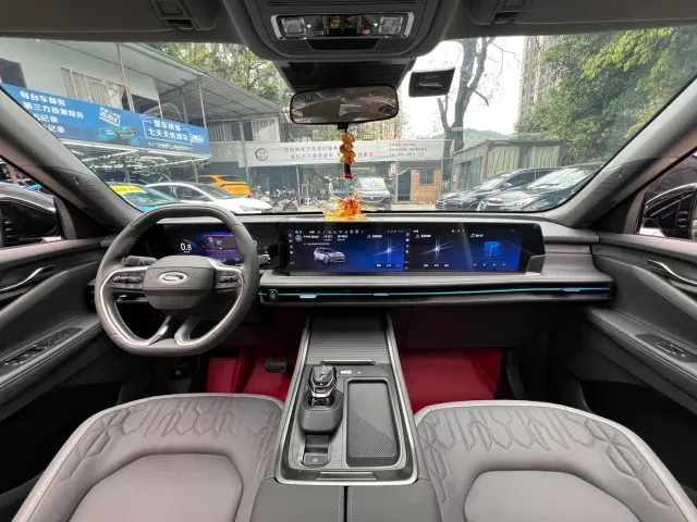 Ford Edge — Фото автомобиля 18