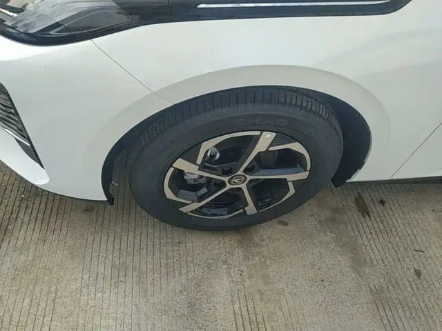 Changan Eado — Фото автомобиля 22