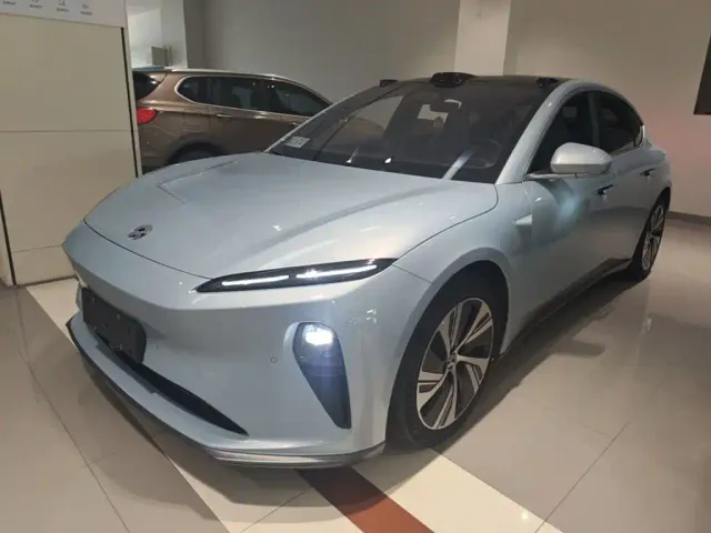 Фотография автомобиля — Nio ET5