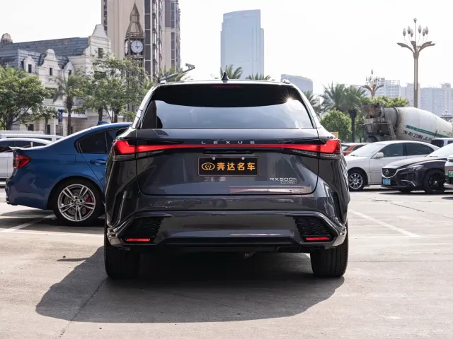 Lexus RX — Фото автомобиля 5