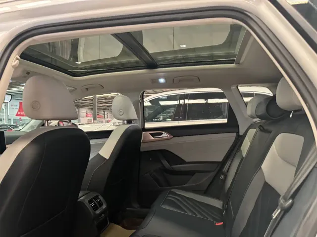Volkswagen Tharu — Фото автомобиля 10