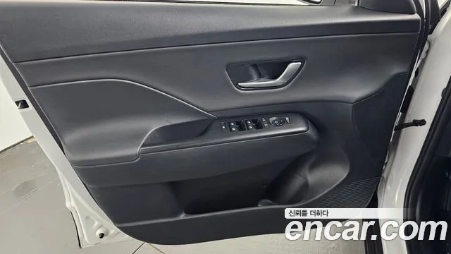 Hyundai Kona SX2 — Фото автомобиля 13
