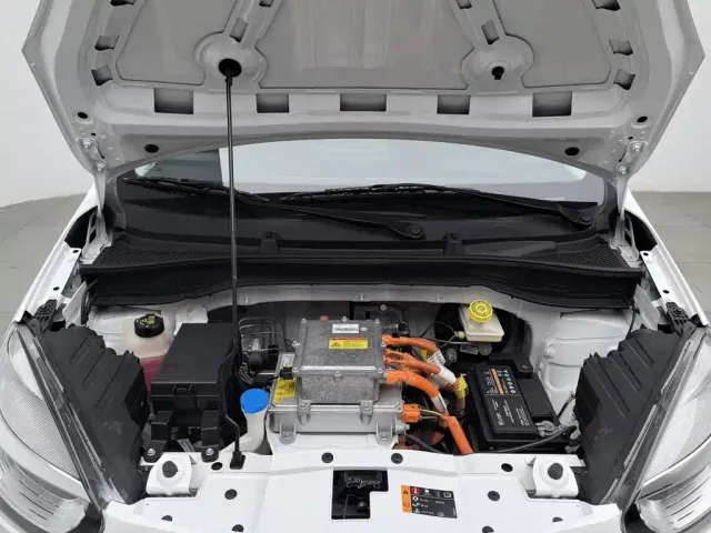 Roewe Clever — Фото автомобиля 6