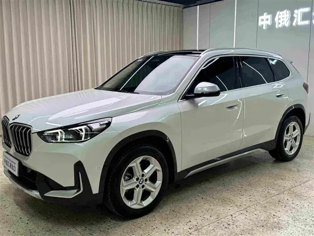BMW X1 — Фото автомобиля 2