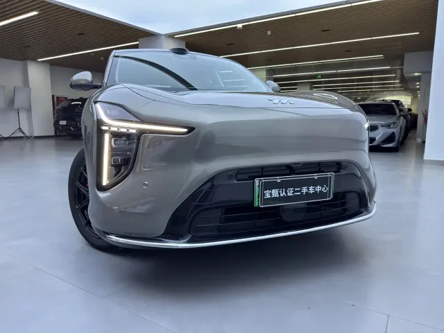 IM Motors LS6 — Фото автомобиля 3