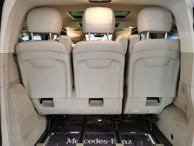 Mercedes-Benz V-Class — Фото автомобиля 20