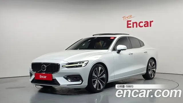 Фотография автомобиля — Volvo S60 3rd Gen