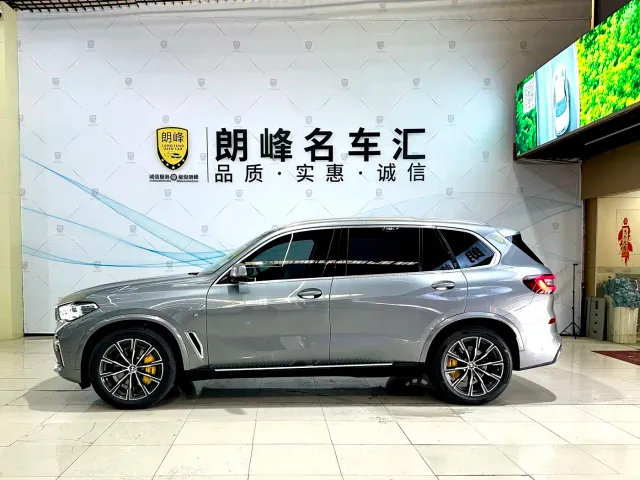 BMW X5 — Фото автомобиля 7