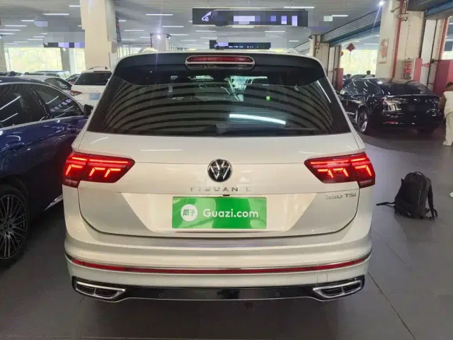Volkswagen Tiguan L — Фото автомобиля 3