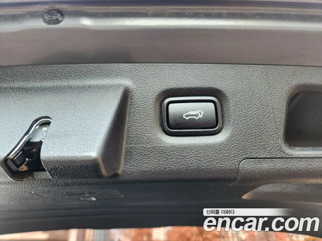 Hyundai Santafe Новый Santa Fe Дизель 2.2 4WD — Фото автомобиля 14