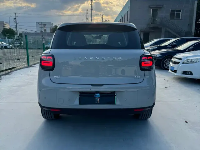 Leapmotor A10 — Фото автомобиля 15