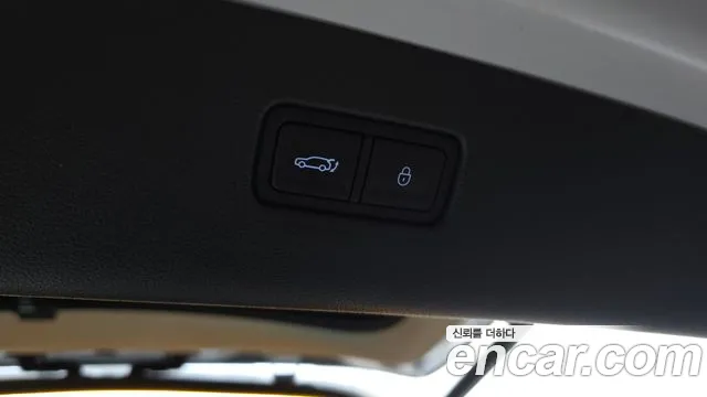 Genesis GV80 — Фото автомобиля 25