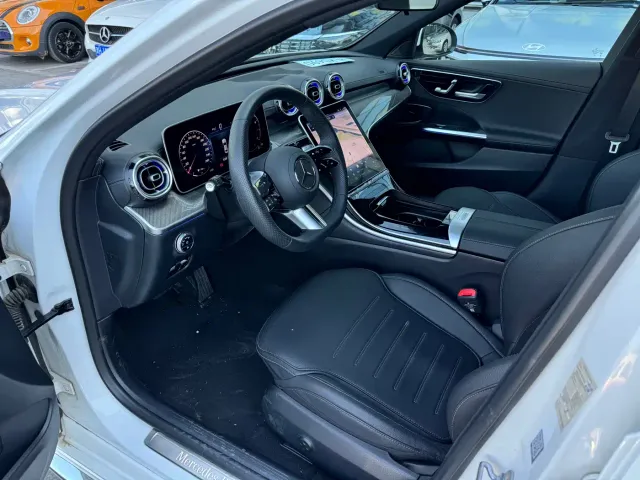 Mercedes-Benz C-Class — Фото автомобиля 8