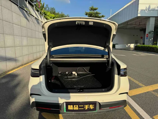 BYD Seal 07 DM-i — Фото автомобиля 21