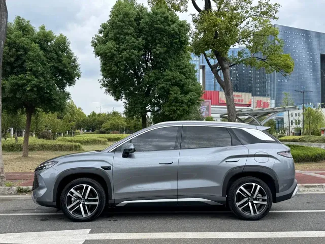 BYD Song L DM-i — Фото автомобиля 14