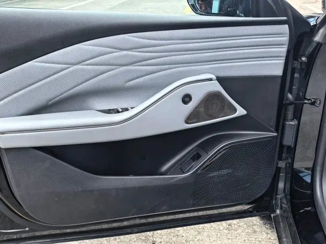 Geely Galaxy E8 — Фото автомобиля 4
