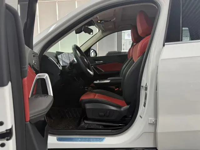 BMW X1 — Фото автомобиля 5