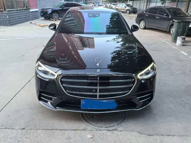 Mercedes-Benz S-Class — Фото автомобиля 2