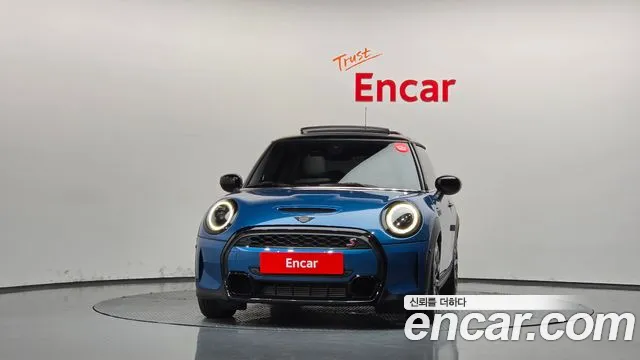 MINI Cooper — Фото автомобиля 3
