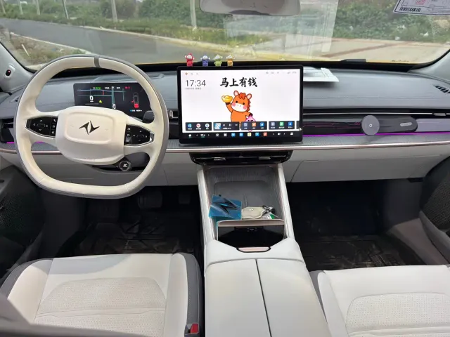 Dongfeng eπ 007 — Фото автомобиля 6