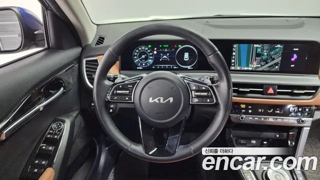 Kia Seltos — Фото автомобиля 13