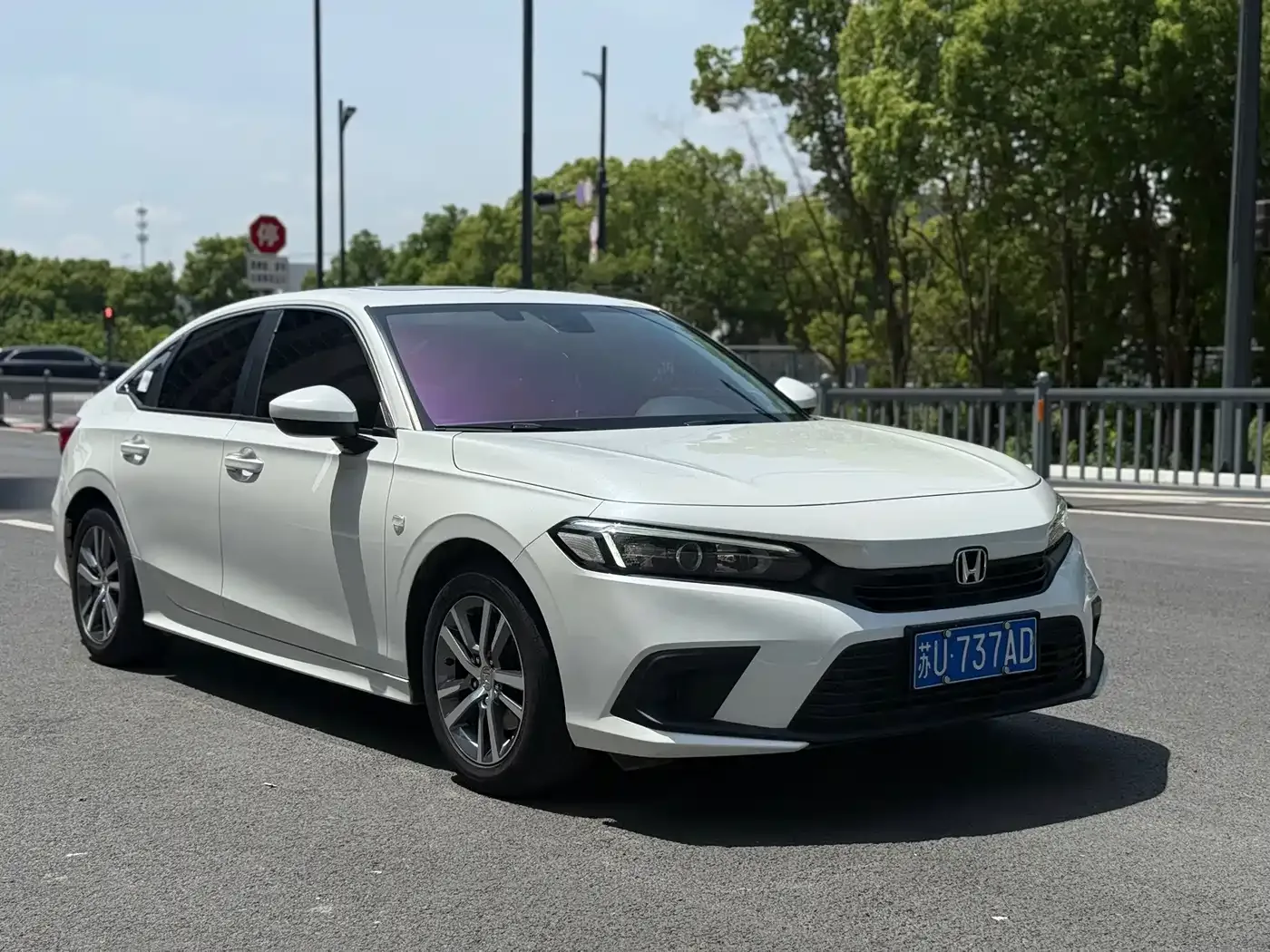 Honda Civic 2022 240TURBO CVT Sport Edition — Фото автомобиля 3