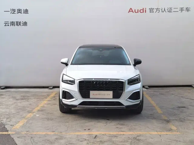 Audi Q2L — Фото автомобиля 2