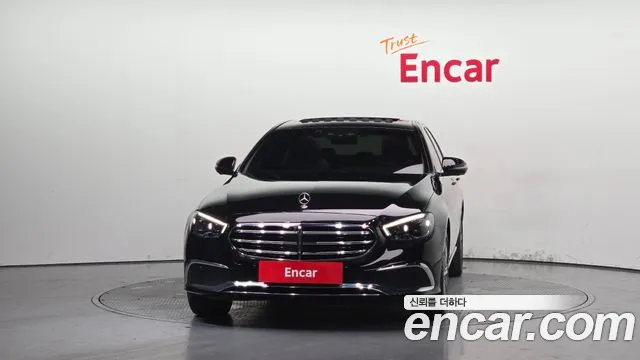 Mercedes-Benz E-Class E-класс W213 E350 4MATIC Exclusive — Фото автомобиля 3