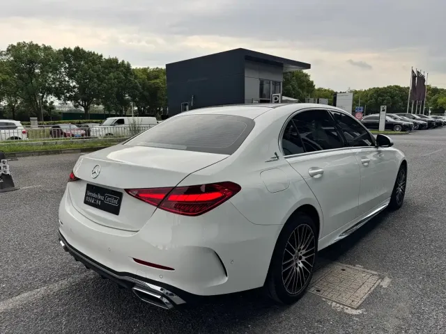 Mercedes-Benz C-Class — Фото автомобиля 6