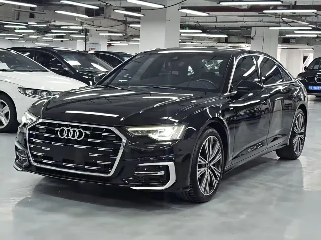 Фотография автомобиля — Audi A6L
