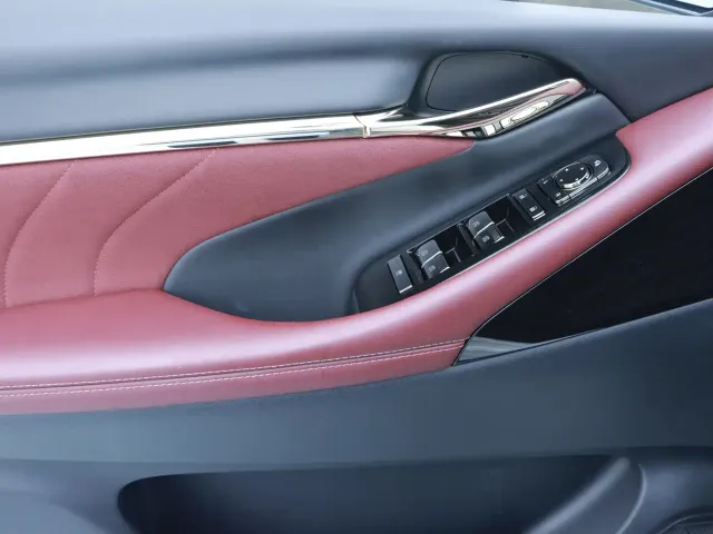 GAC Trumpchi Trumpchi M8 2023 Model Master Series 400T Ultimate Edition — Фото автомобиля 10