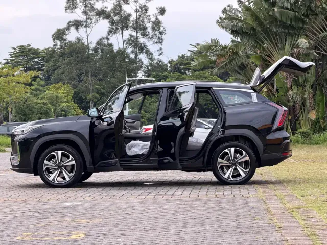 Geely Boyue L — Фото автомобиля 26