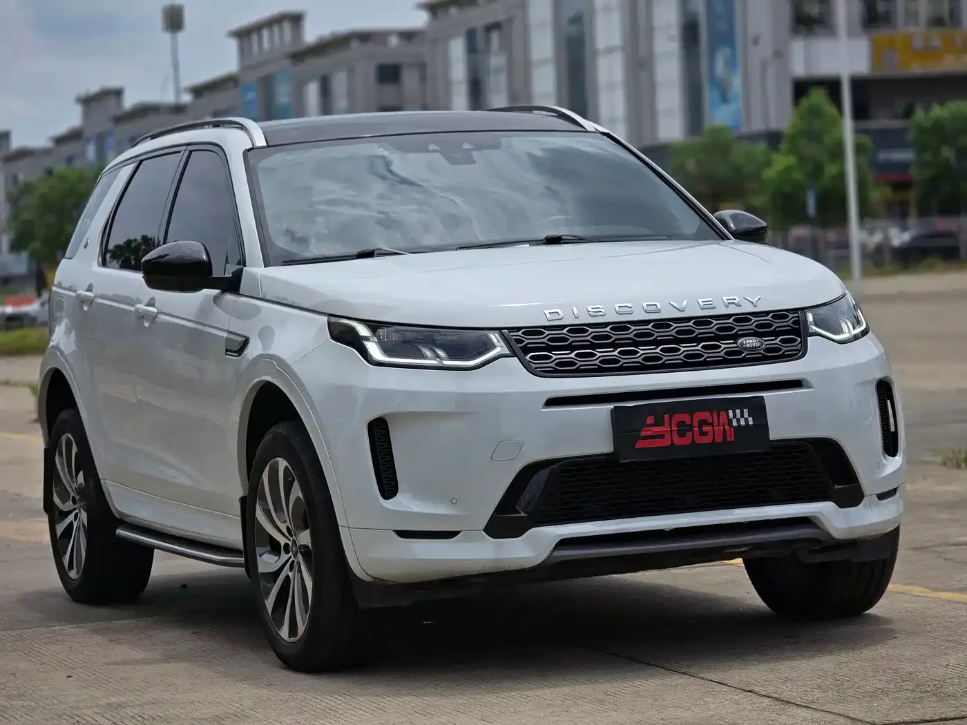 Land Rover Discovery Sport 2021 249PS R-Dynamic SE Performance Technology Edition 5-seater — Фото автомобиля 3