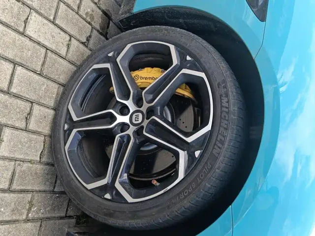 Xiaomi SU7 — Фото автомобиля 6
